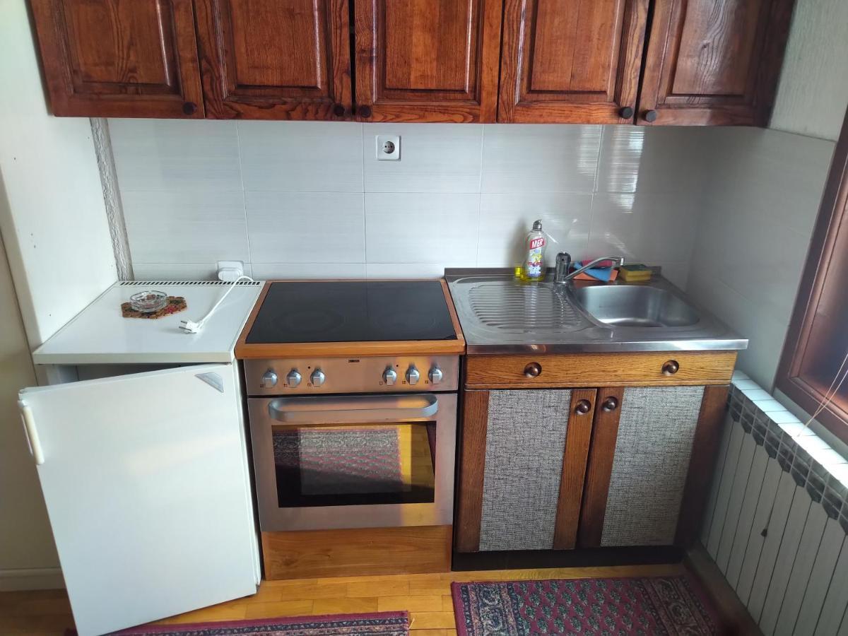 Apartments And Rooms Vicko Brzeće エクステリア 写真