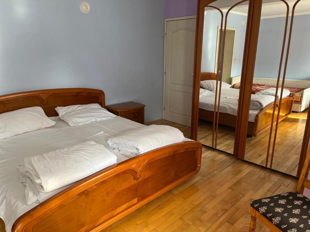 Apartments And Rooms Vicko Brzeće エクステリア 写真