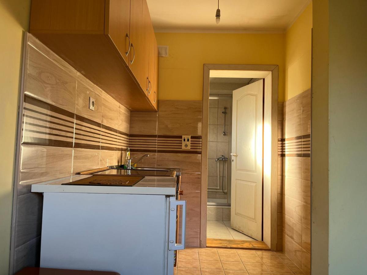 Apartments And Rooms Vicko Brzeće エクステリア 写真