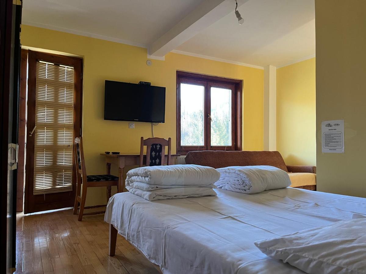 Apartments And Rooms Vicko Brzeće エクステリア 写真