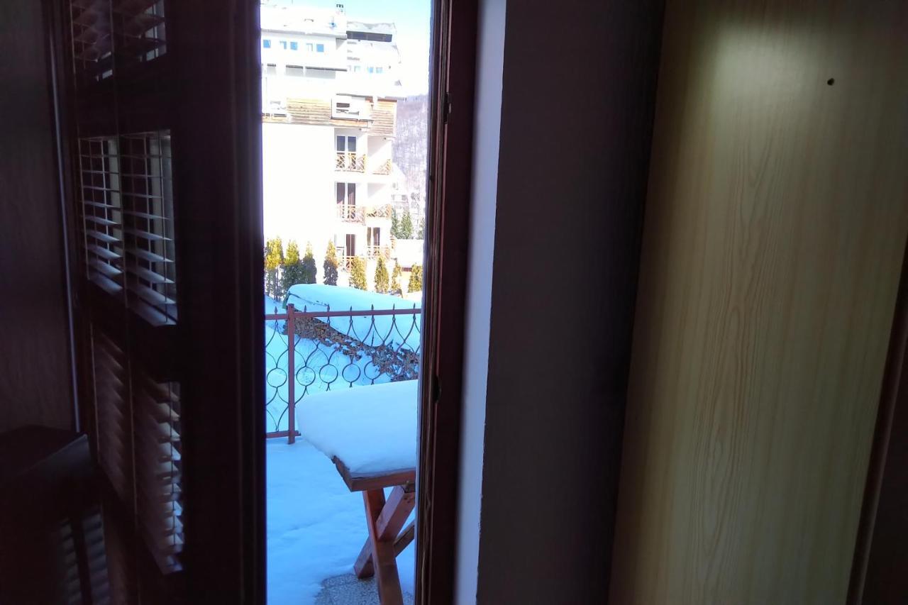 Apartments And Rooms Vicko Brzeće エクステリア 写真